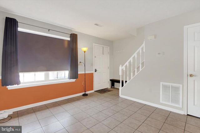 3332 GLEN HOLLOW DR, Dover, PA 17315