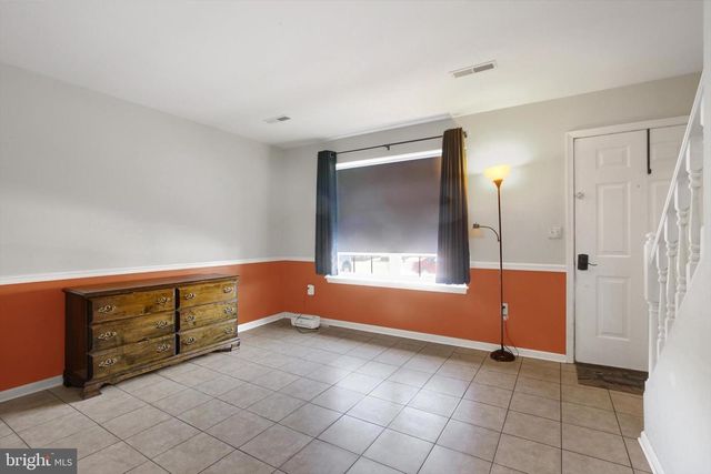 3332 GLEN HOLLOW DR, Dover, PA 17315