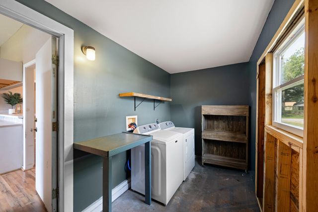 193 Elm Street, Blessing, TX 77419