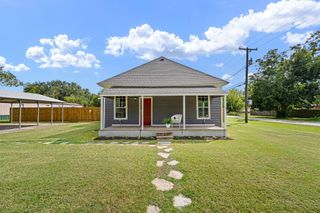 193 Elm Street, Blessing, TX 77419