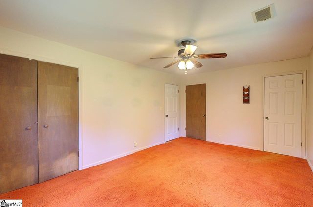 1206 Lakeview Drive, Greenville, SC 29611