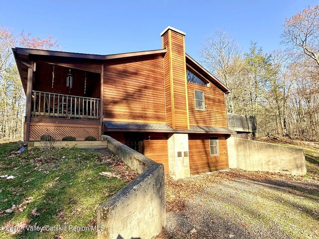 485 Potic Mountain Road, Catskill, NY 12414