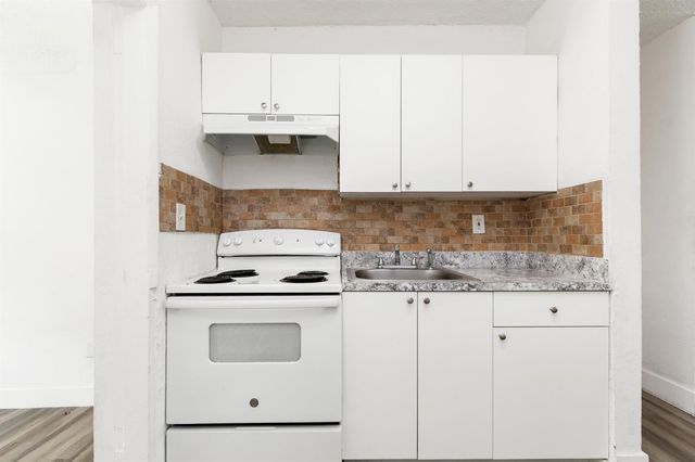 5521 SW 34th Street 1-2, Hollywood, FL 33023
