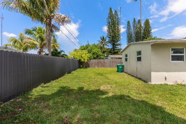 5521 SW 34th Street 1-2, Hollywood, FL 33023