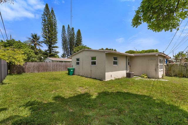 5521 SW 34th Street 1-2, Hollywood, FL 33023