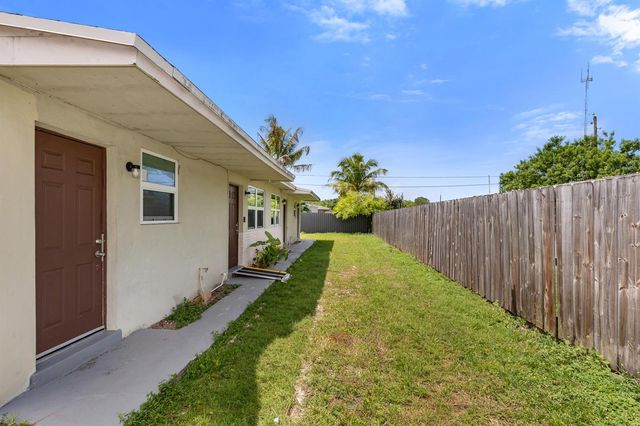 5521 SW 34th Street 1-2, Hollywood, FL 33023