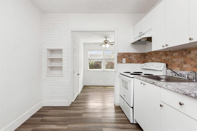 5521 SW 34th Street 1-2, Hollywood, FL 33023