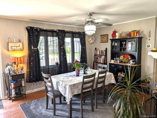 44 Hubbard Avenue, Freeport, NY 11520