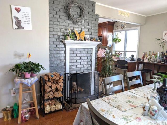 44 Hubbard Avenue, Freeport, NY 11520