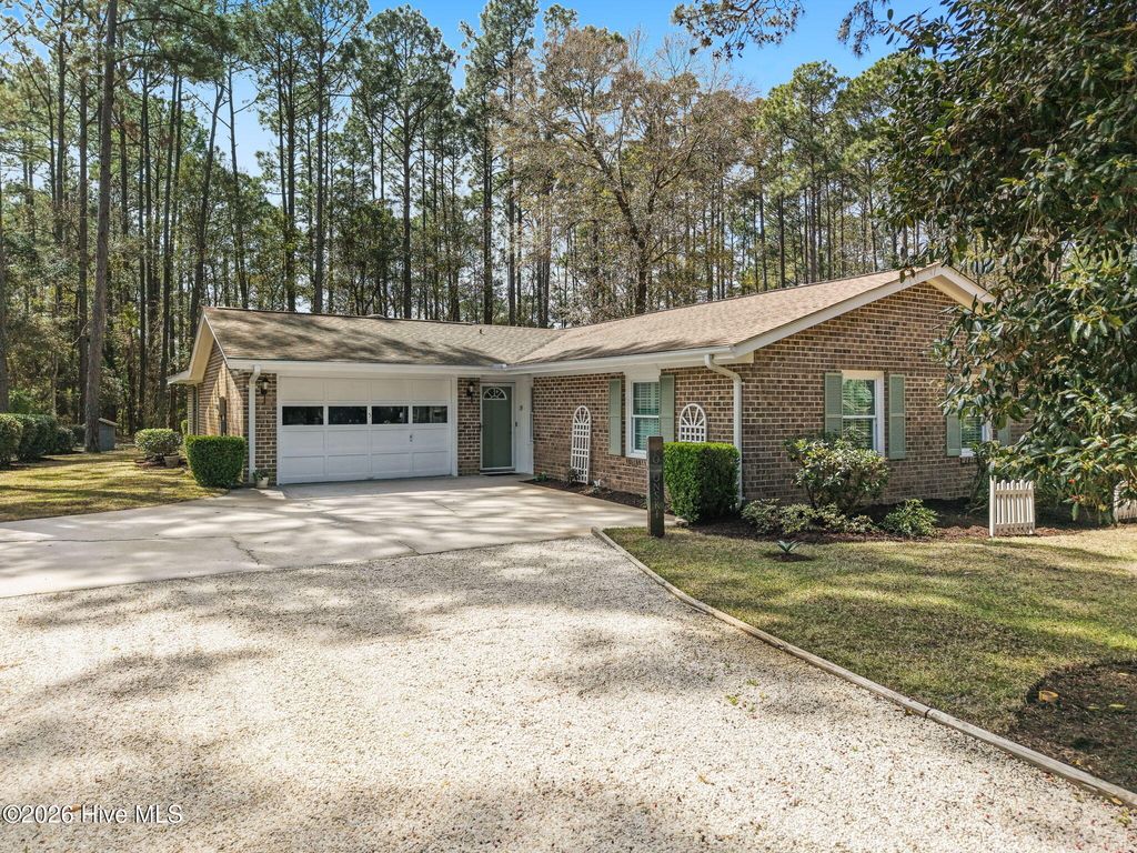 5 E Pine Court, Carolina Shores, NC 28467