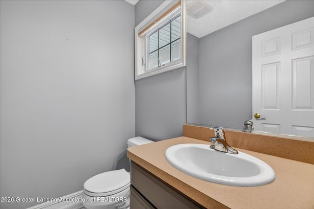 15060 Classic Drive, Bath, MI 48808