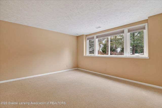 15060 Classic Drive, Bath, MI 48808