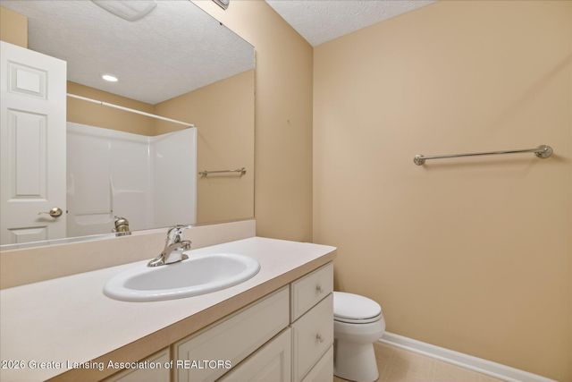 15060 Classic Drive, Bath, MI 48808