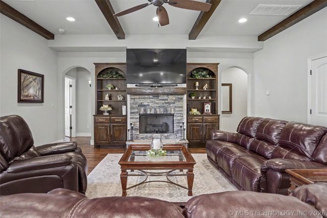 12122 S Granite Avenue E, Bixby, OK 74008