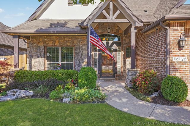 12122 S Granite Avenue E, Bixby, OK 74008