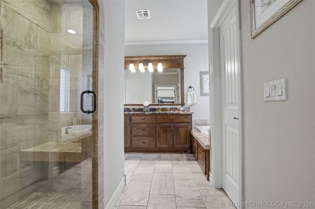 12122 S Granite Avenue E, Bixby, OK 74008