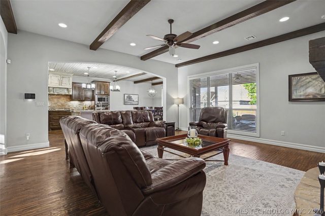 12122 S Granite Avenue E, Bixby, OK 74008