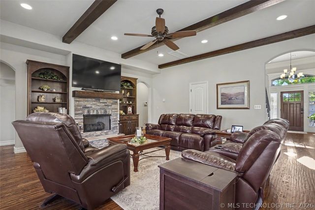 12122 S Granite Avenue E, Bixby, OK 74008