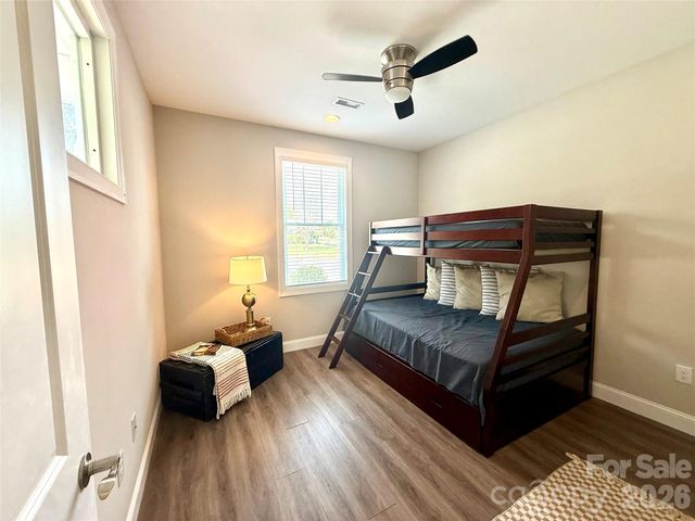 2636 2nd Street NE, Hickory, NC 28601