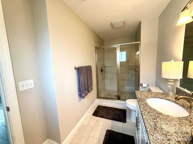 2636 2nd Street NE, Hickory, NC 28601