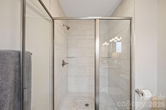 2636 2nd Street NE, Hickory, NC 28601