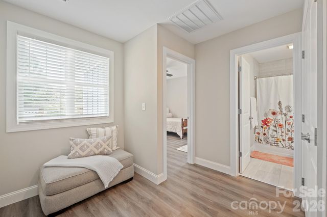 2636 2nd Street NE, Hickory, NC 28601