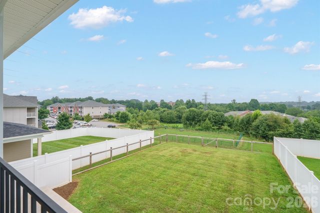 2636 2nd Street NE, Hickory, NC 28601