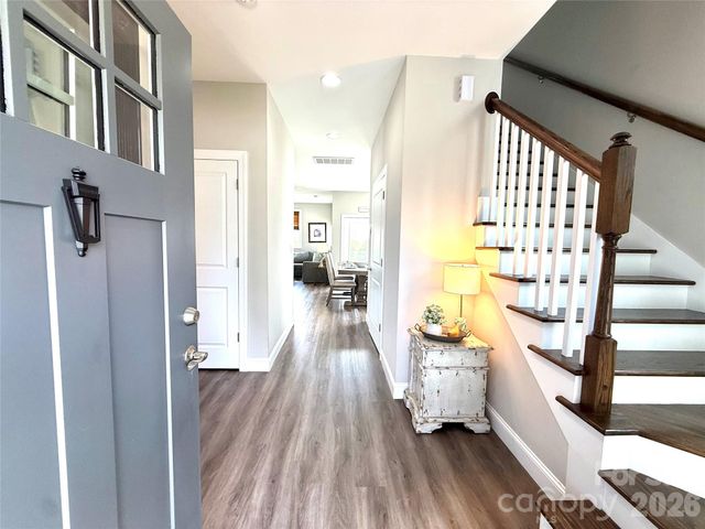 2636 2nd Street NE, Hickory, NC 28601