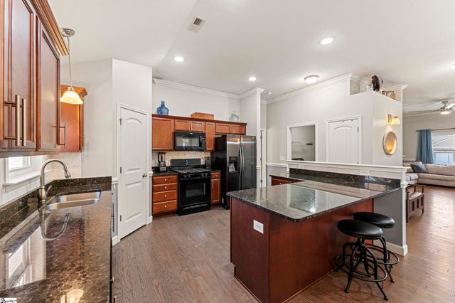 17 Robin Drive, Anderson, SC 29626