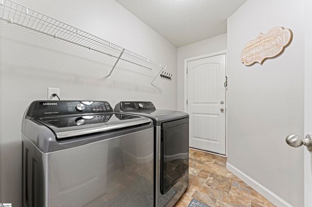 17 Robin Drive, Anderson, SC 29626