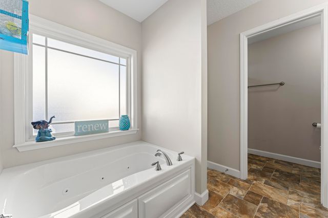 17 Robin Drive, Anderson, SC 29626