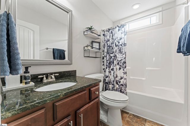 17 Robin Drive, Anderson, SC 29626