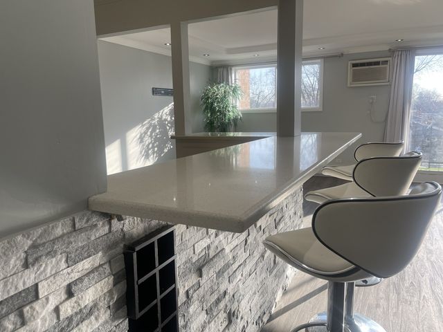 9445 KENTON Avenue 206, Skokie, IL 60076