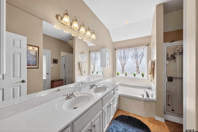 11853 CR 167, Tyler, TX 75703