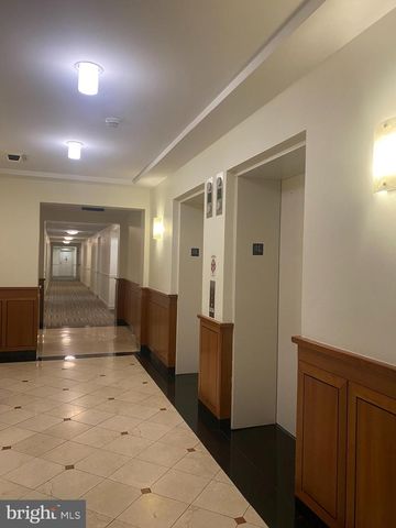 23 Pierside Dr Apt 309, Baltimore, MD 21230