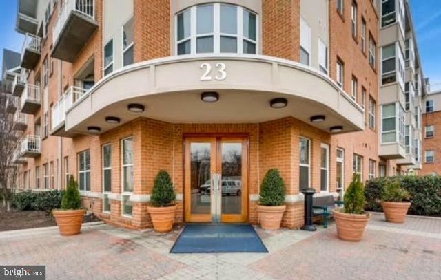 23 Pierside Dr Apt 309, Baltimore, MD 21230