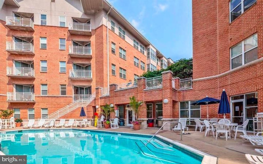 23 Pierside Dr Apt 309, Baltimore, MD 21230