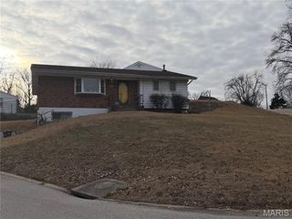 7100 Oreon Avenue, Northwoods, MO 63121