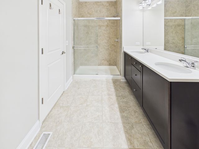 2010 Shermer Road, Glenview, IL 60026