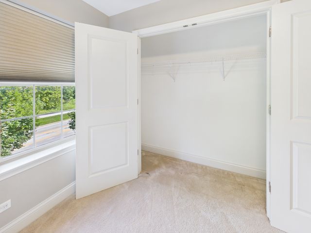 2010 Shermer Road, Glenview, IL 60026