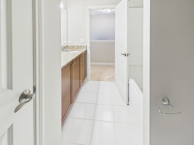 2010 Shermer Road, Glenview, IL 60026