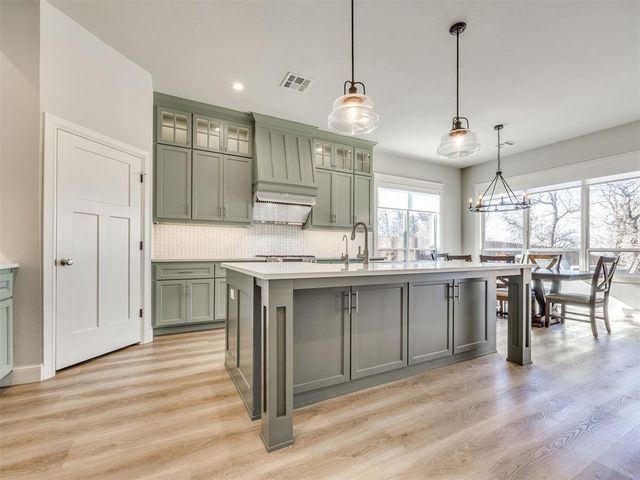 4321 NE 125th Court, Edmond, OK 73013