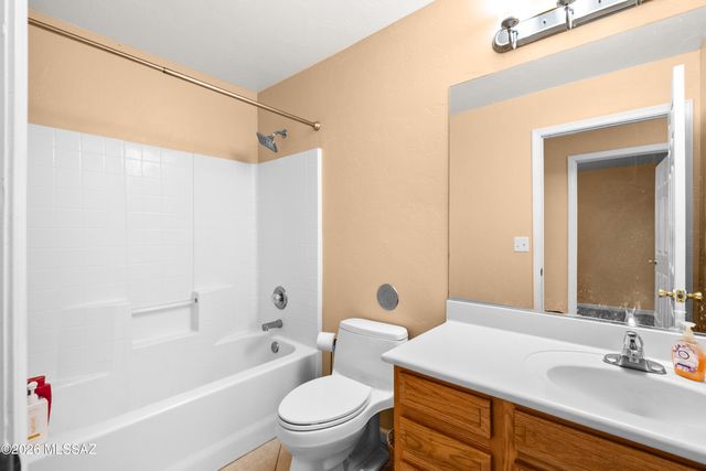 13882 S Toler Place, Tucson, AZ 85736