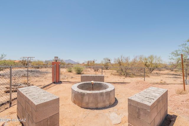 13882 S Toler Place, Tucson, AZ 85736