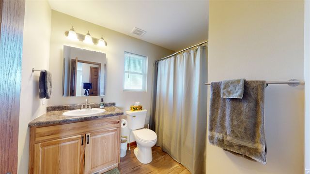 2617 Granite Dr. NW, Minot, ND 58703