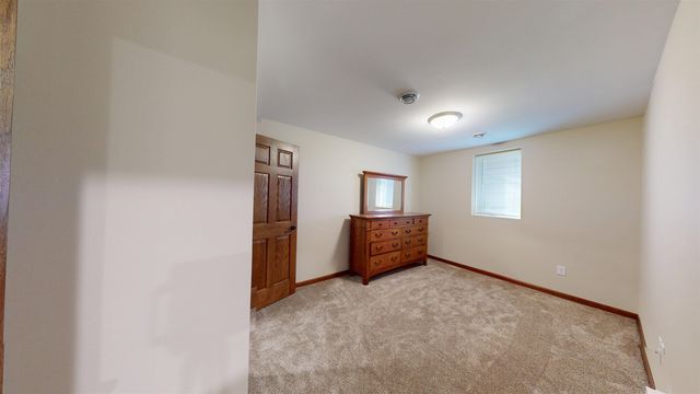 2617 Granite Dr. NW, Minot, ND 58703