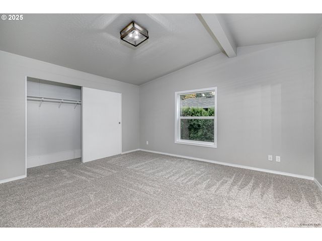 3435 STEVEN St, Woodburn, OR 97071