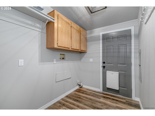 3435 STEVEN St, Woodburn, OR 97071