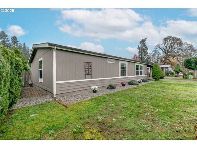 3435 STEVEN St, Woodburn, OR 97071