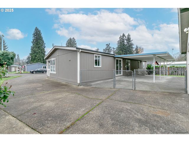 3435 STEVEN St, Woodburn, OR 97071